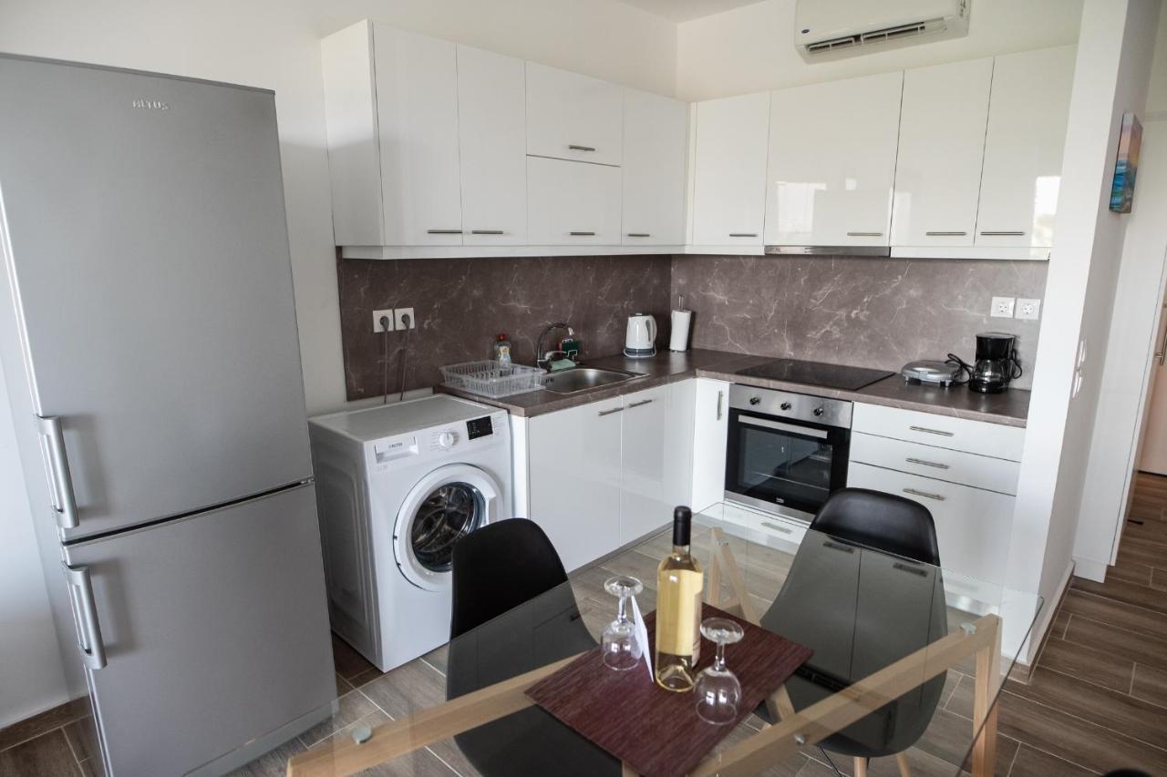 Cozy Apartment In Palaio Faliro With A Great View أثينا المظهر الخارجي الصورة